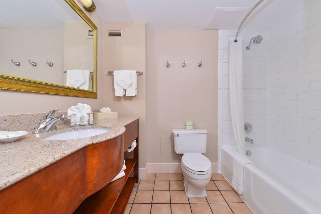 Best Western Plus Mesa Bagian luar foto