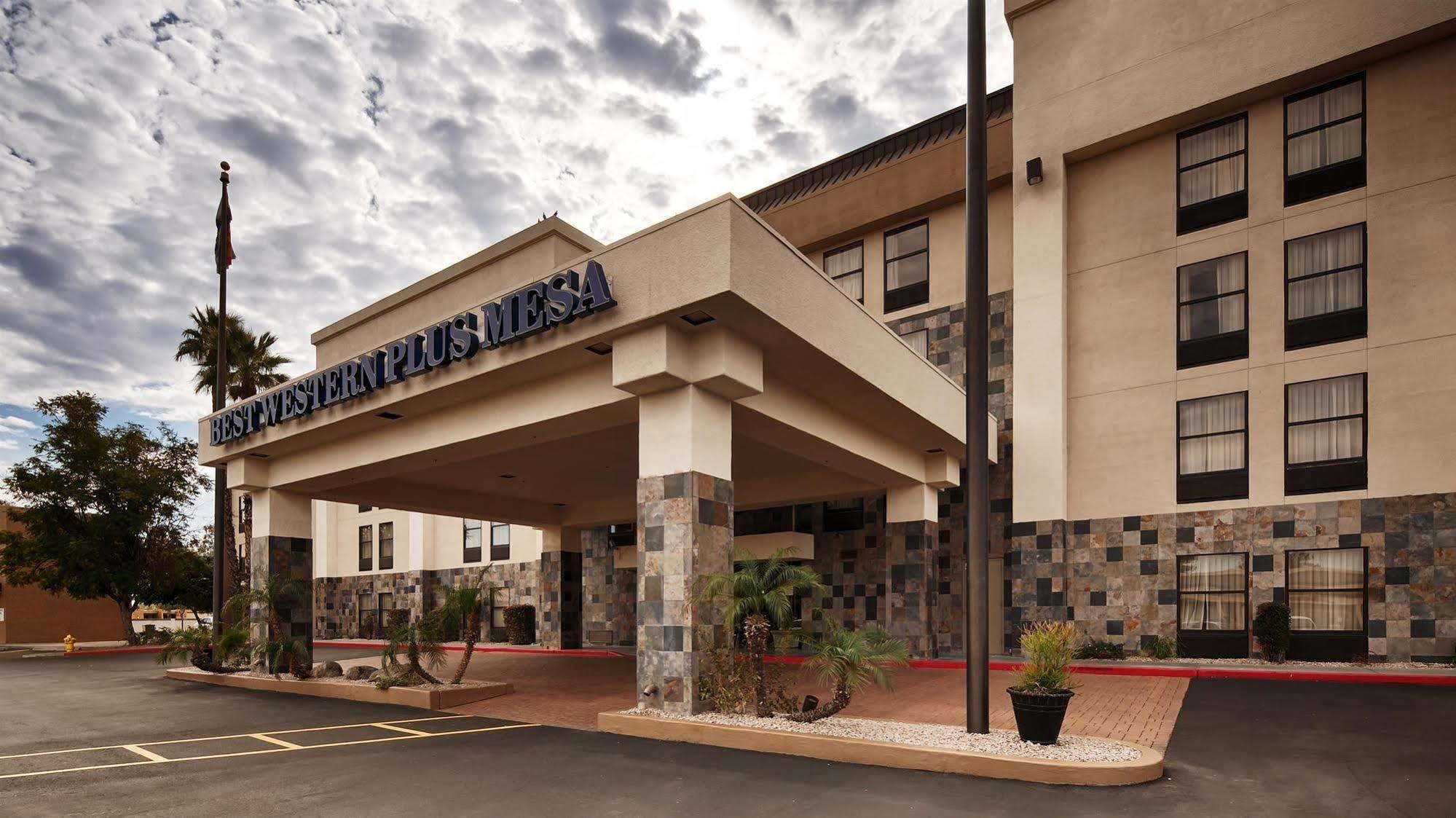 Best Western Plus Mesa Bagian luar foto