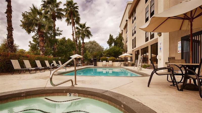 Best Western Plus Mesa Bagian luar foto